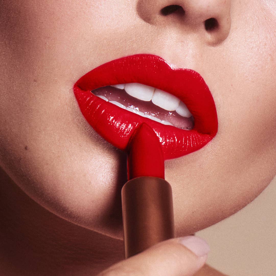 Dobner Kosmetik - Wholesale Lipstick - INTENSE COLOUR Shine & Care Lipstick - No. 04 - Passion1