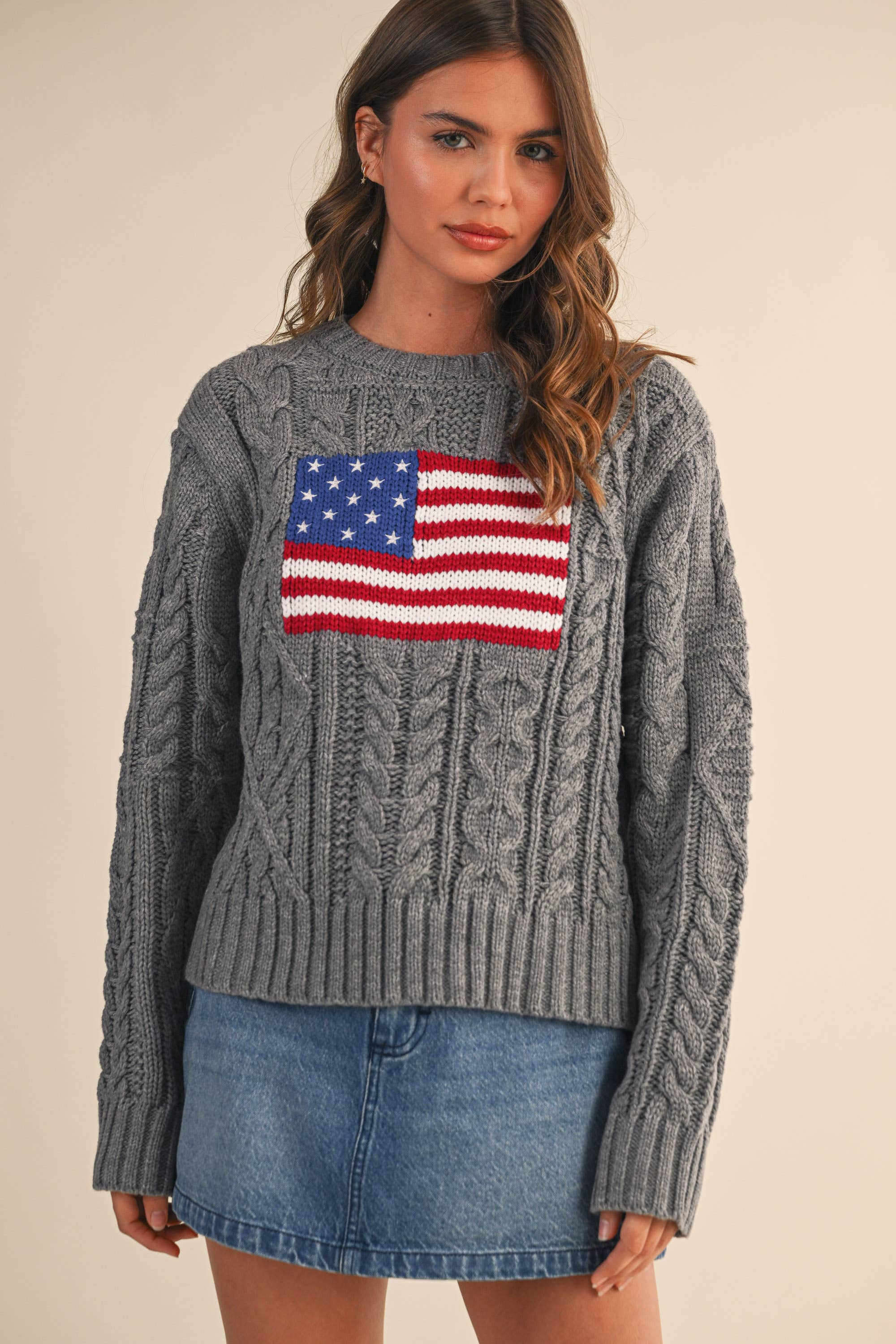Klesis - Vente Pull en maille – femme - IT4473 PULL EN MAILLE CÂBLÉE AVEC DRAPEAU AMÉRICAIN0
