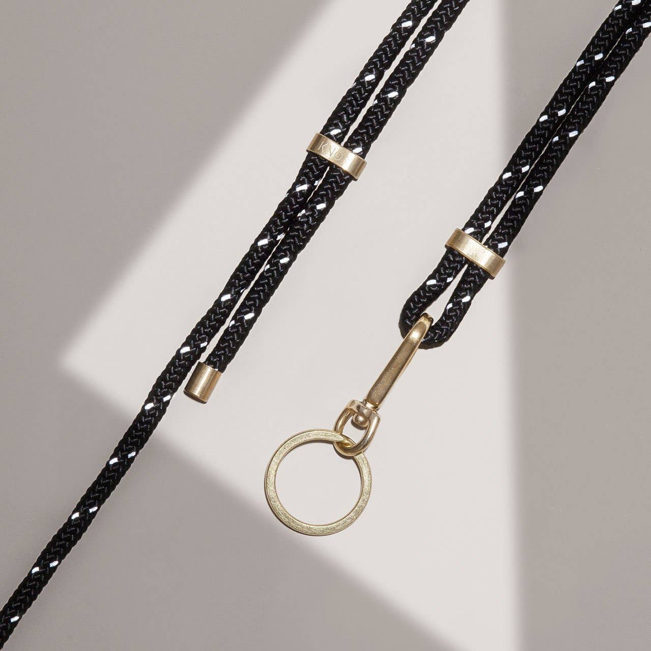 KNOK - Wholesale Keychain - Unisex - KEY HOLDER (BLACK REFLECT)1