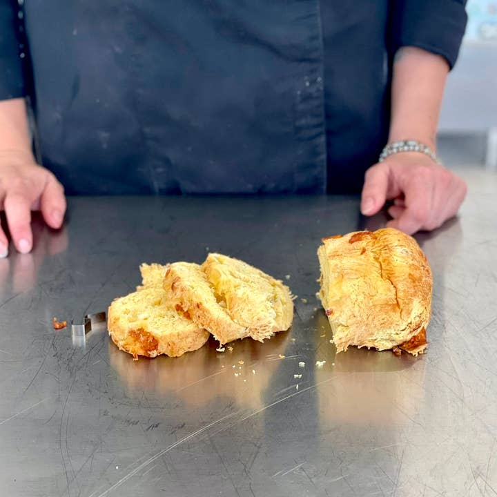 Pasticceria Chantilly - Wholesale Bread Mix - “Il Veneto” Semi-sweet Panettone4