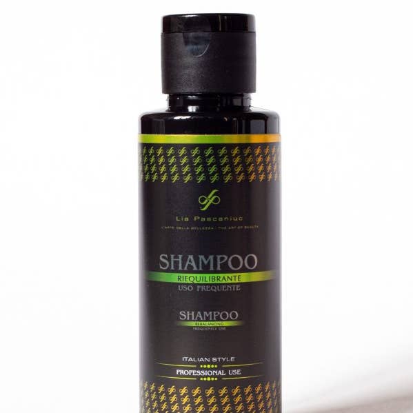 BALANCERENDE SHAMPOO VOOR VEELVOUDIG GEBRUIK voor wholesale door Lia Pascaniuc