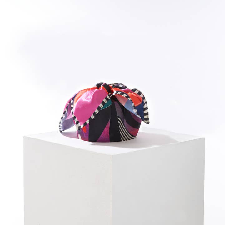 Wrappr - Wholesale Flat Wrap - Chalice | 18" Mulberry Silk Furoshiki Wrap