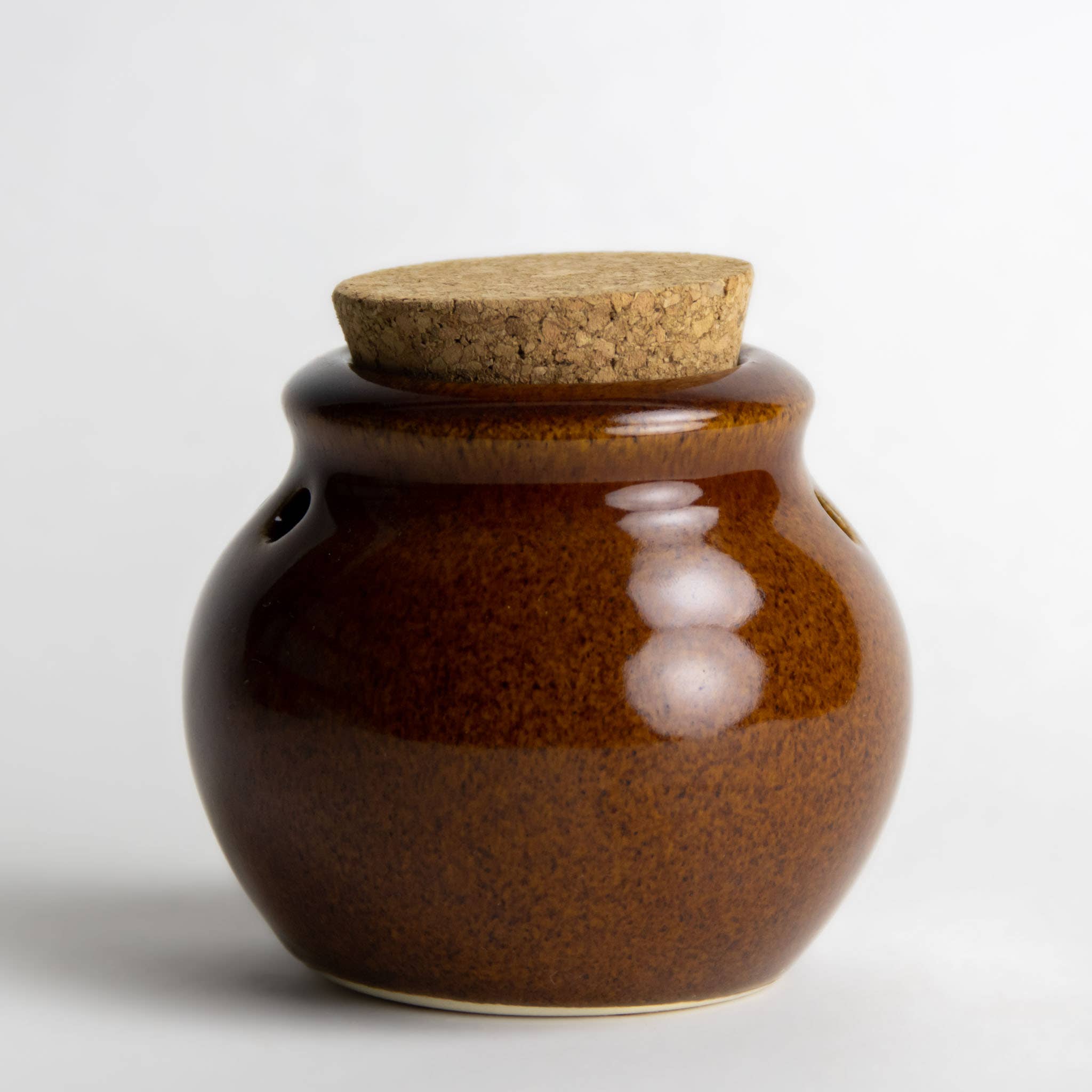 Emerson Creek Pottery – wholesale Jar – Garlic Keeper / Storage Jar13