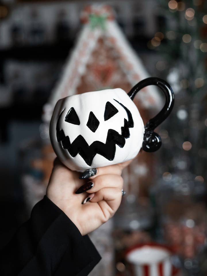 White Pumpkin | Haunted Hallows Mug for wholesale by Lively Ghosts