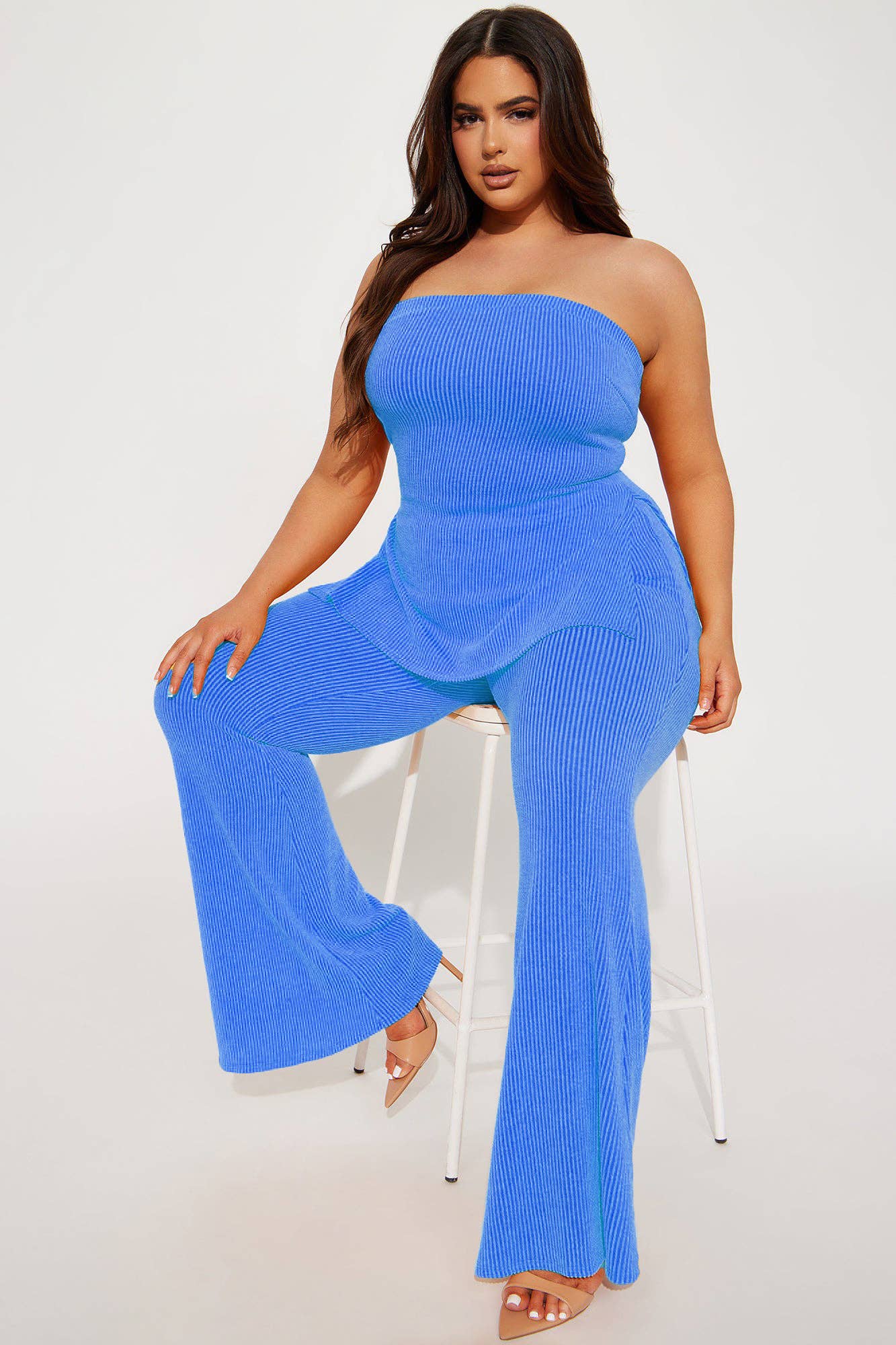 5besties inc - Vente Ensemble haut et pantalon (PAS d'intérieur) - Femme - Ensemble haut tubulaire et pantalon évasé en tricot côtelé1