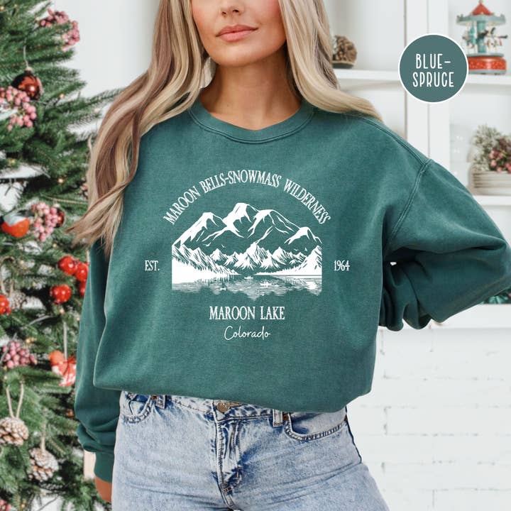 Maroon Bells-Snowmass Wilderness Maroon Lake Comfort Colors® Sweatshirt for engroshandel hos CindyL Boutique