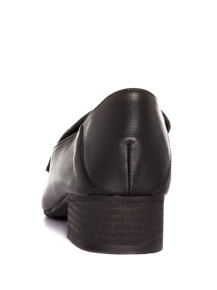 Berkonty – Mocassins – Mulher por atacado – MOCASSINS DE COURO PRETO KARINA5