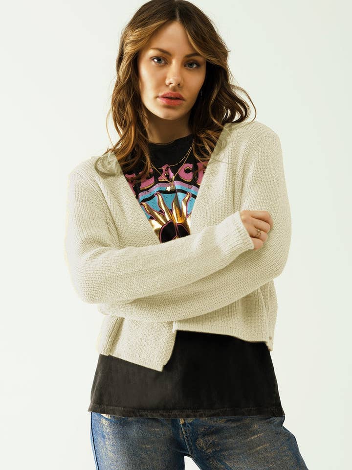 Cardigan Cortado em Costas Leve e Decote em V em Creme por atacado de Q2—All Orders:Free Duties for the US,UK,and Canada