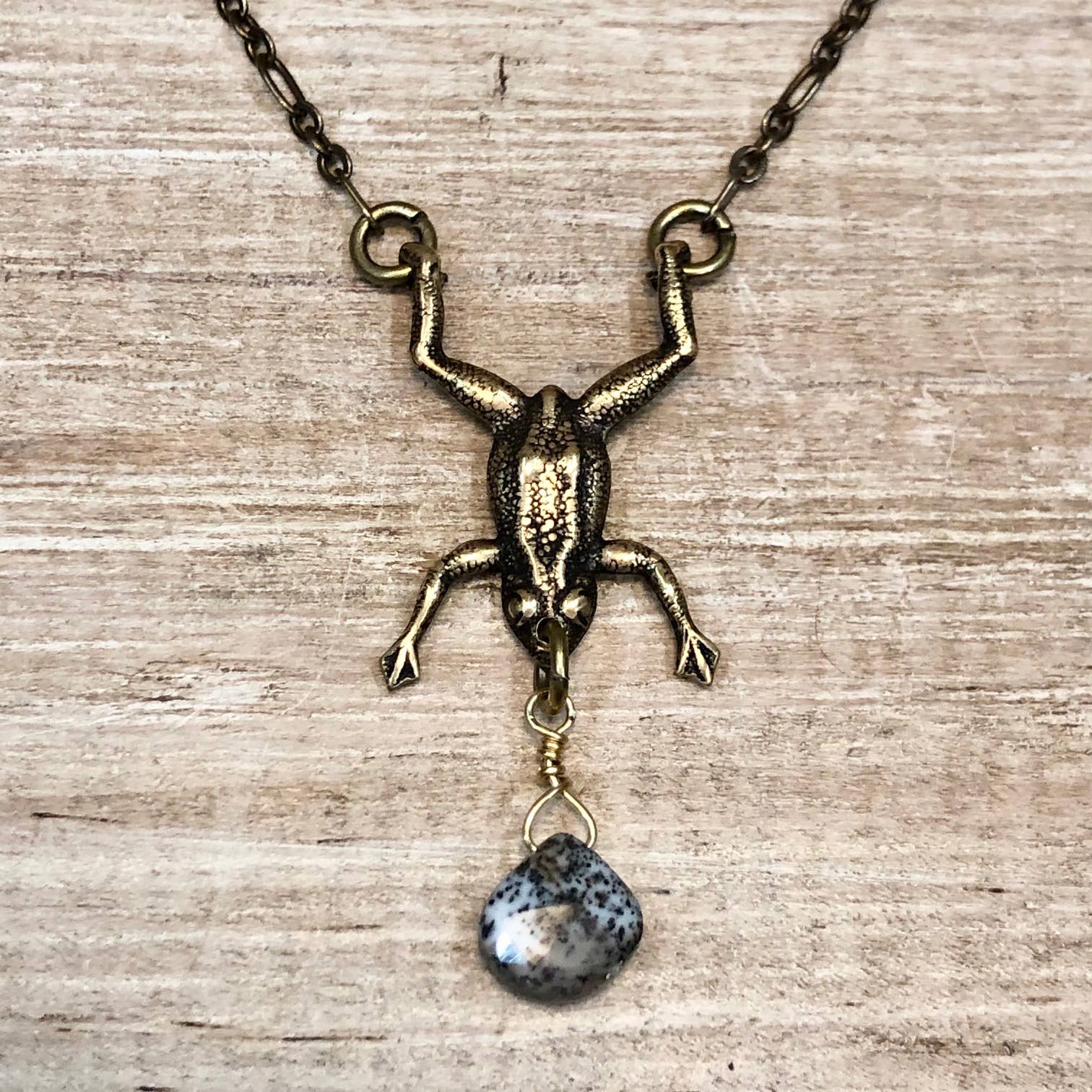 Lorraine Frances Jewelry - Wholesale Pendant/Charm Necklace - Frog Necklace With Gem0