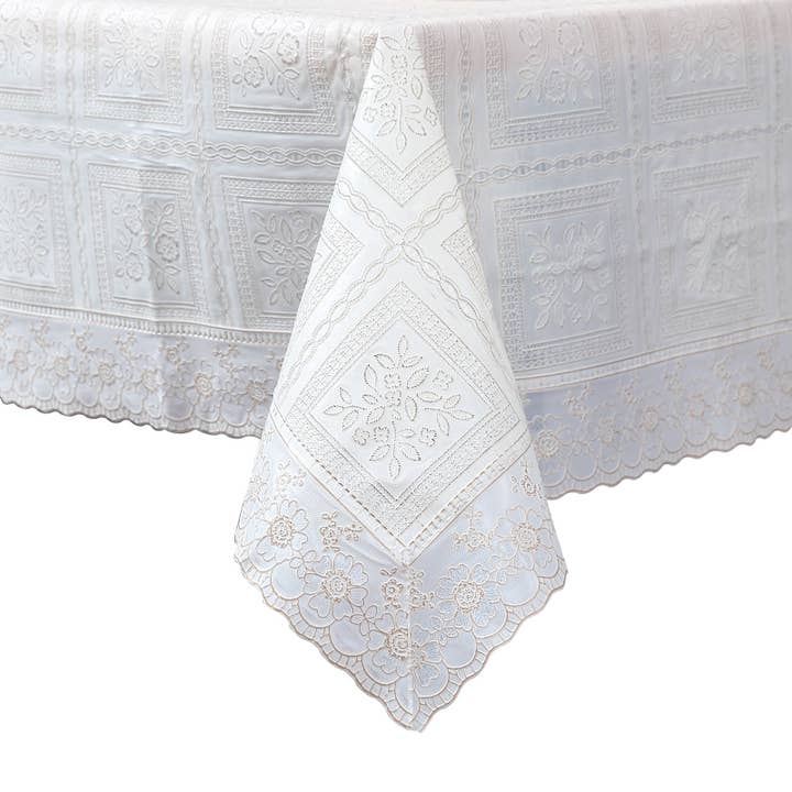 RAY STAR Classic White Lace Vinyl Tablecloth With Flannel Backing Round and Rectangle for wholesale by Ray Star