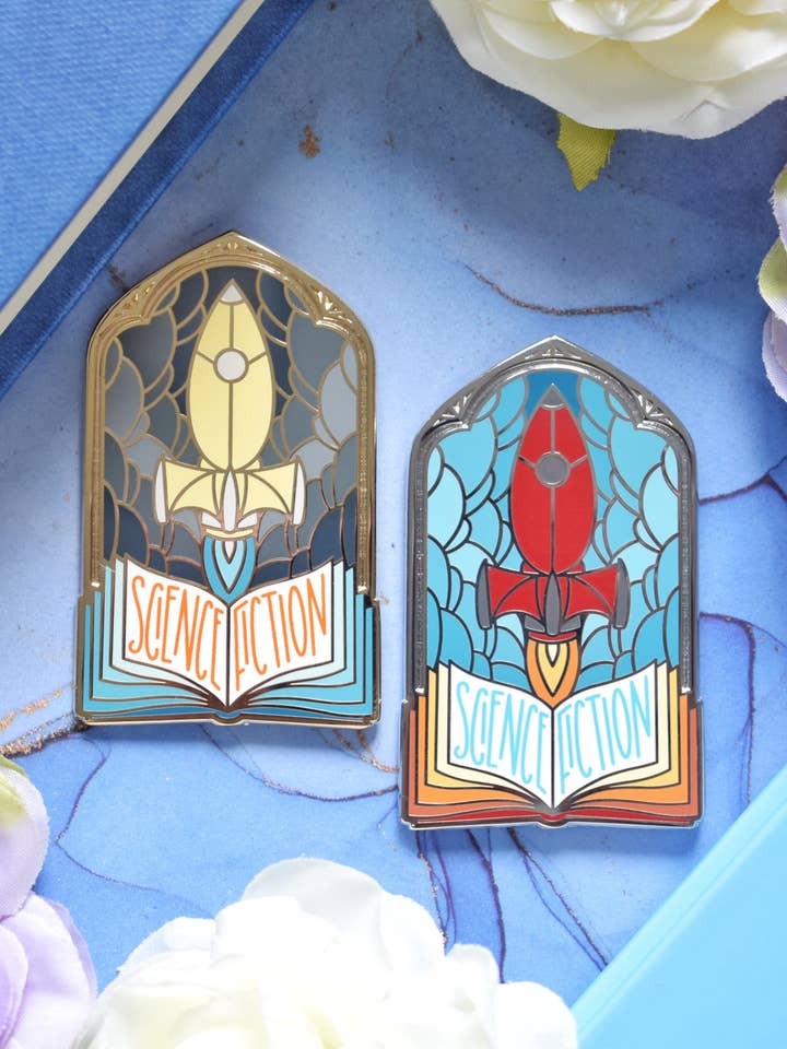 Science-fiction - Série Fenêtres de Merveille - Épingle en Émail pour la vente par Felfira Moon Designs