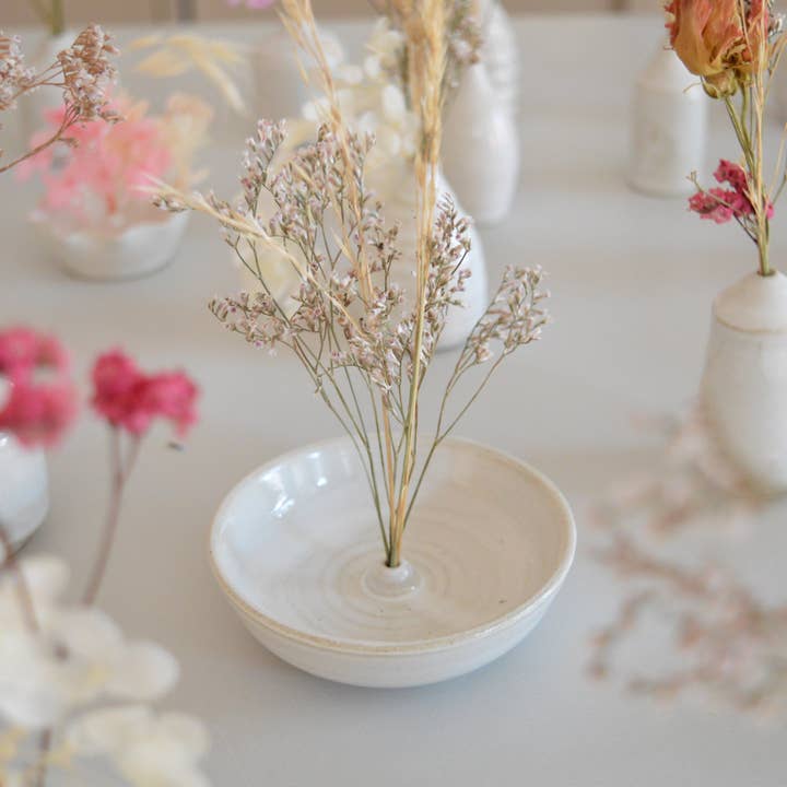 Karolina Bednorz Ceramics - Vente Porte-encens - Porte-encens en céramique NUDE artisanal d’Italie, formes uniques9