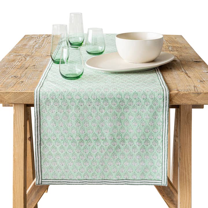 over&back - Wholesale Table Runner - Hand-Blocked Table Runner Floral Patterns 18x1086