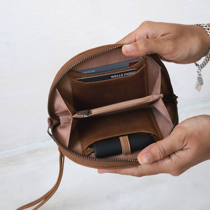 MANDRN - Wholesale Wallet - Women's - Wedge Wallet - Saddle Light3