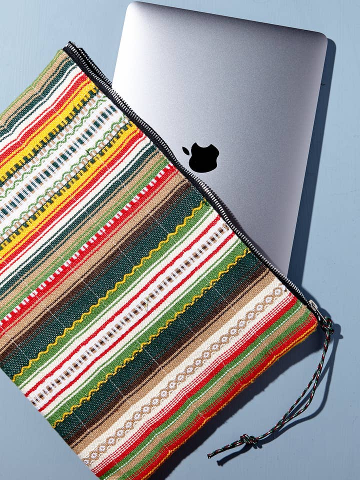 Alpujarra black and white computer case for wholesale by Eturel Madrid