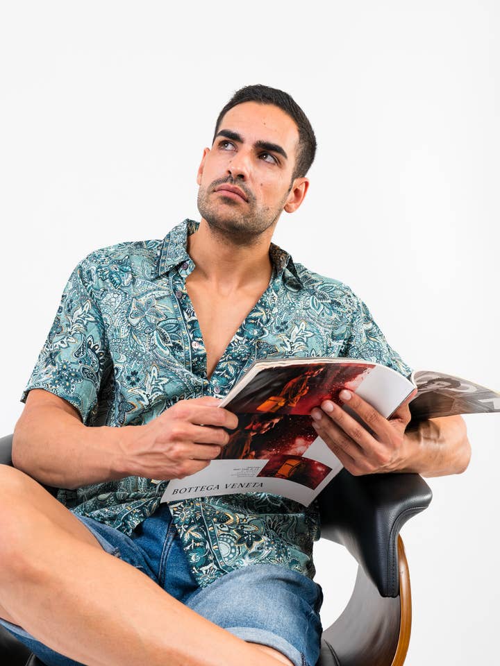 Nuove camicie New Saari a maniche corte dalla S alla 3XL per la vendita all'ingrosso da parte di Arena Formentera