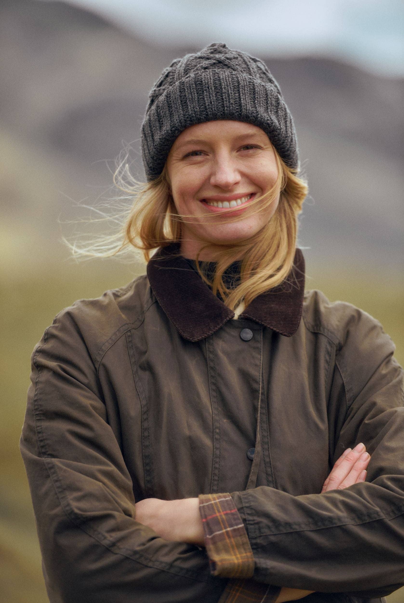 Aran Woollen Mills - Wholesale Beanie - Women's - Mulranny Aran Diamond Stitch Hat -  Grey2