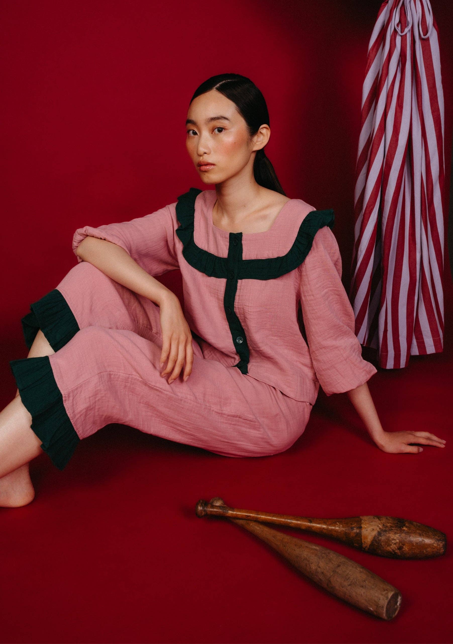 TBCo – wholesale Sleepwear set – Women's – Cropped Cotton Pyjamas in Pink Ruffle1