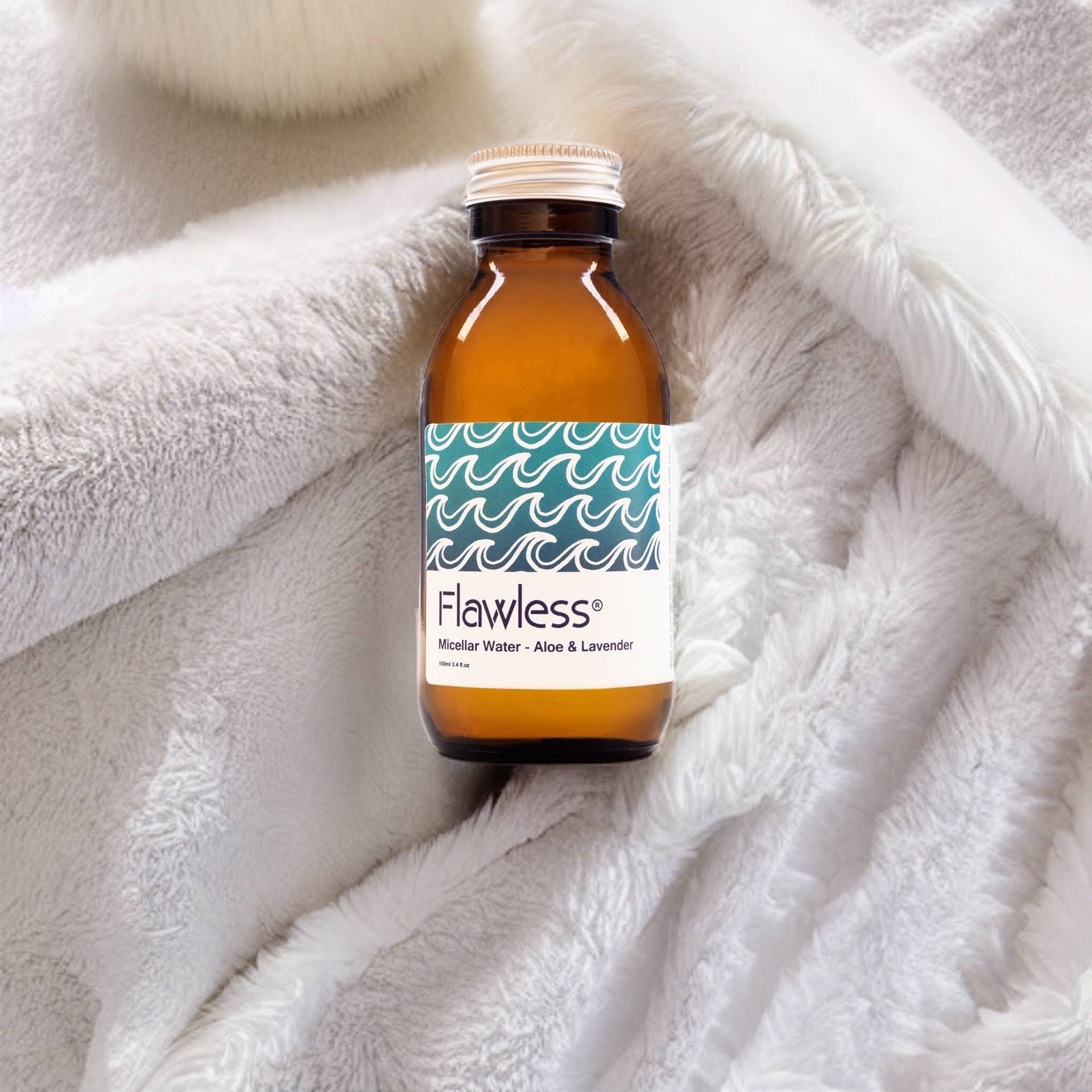 Flawless - Wholesale Facial Cleanser - Micellar Water Facial Cleanser - Aloe and Lavender2