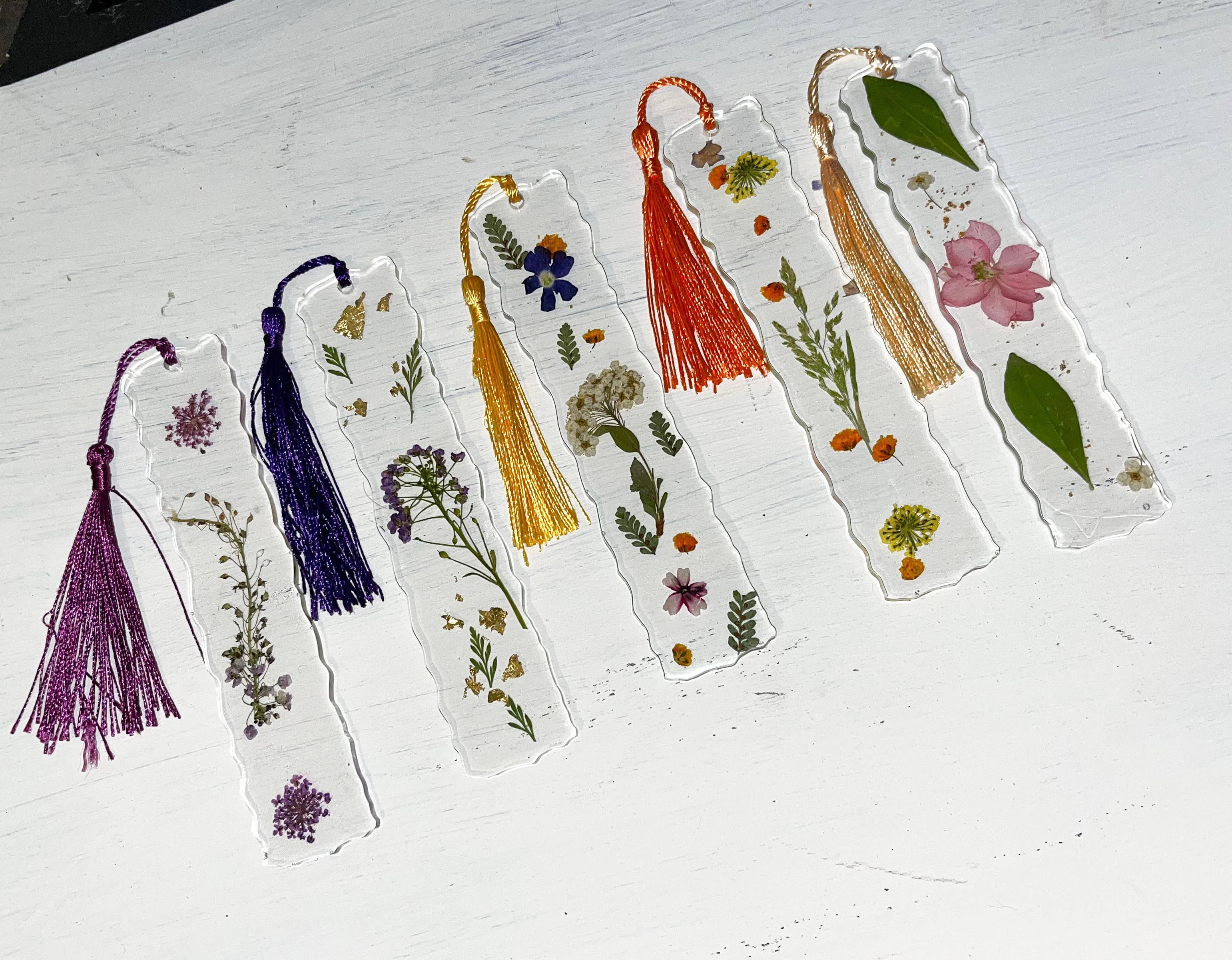Mae Mae's - Wholesale Bookmark - Resin Bookmarks24