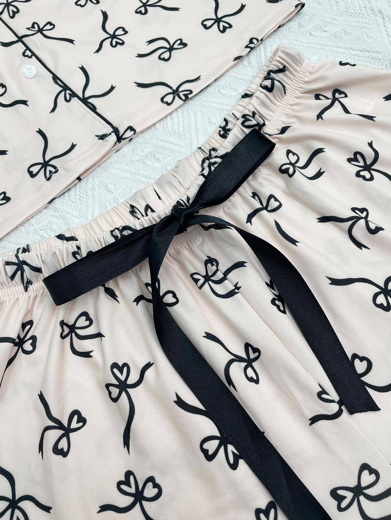 Begie Bow print pajamas 2 pcs t-shirt top & shorts set for wholesale on Faire3