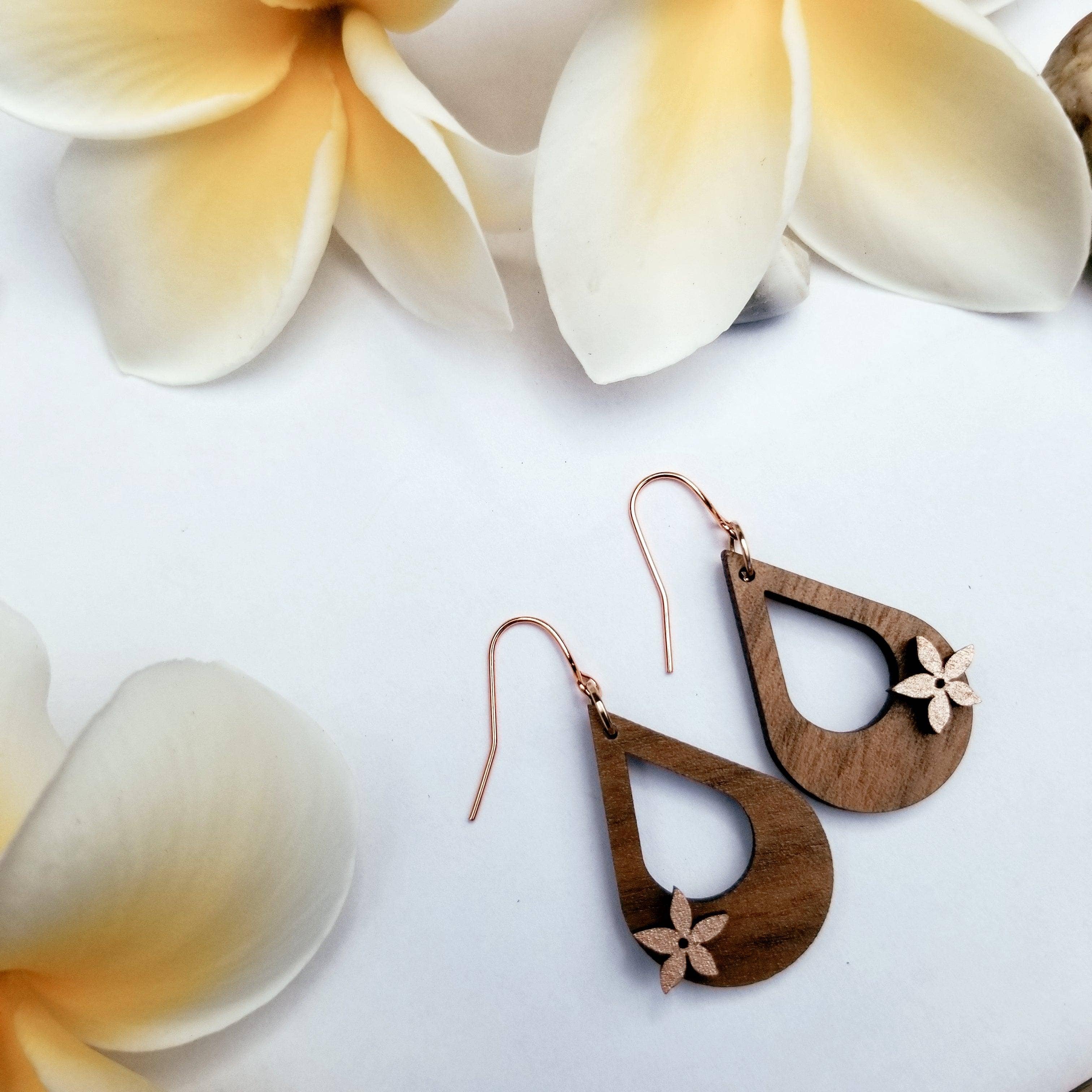 Solshine and Co - Wholesale Dangle Earrings - Small Drops With Hand Painted Pua0