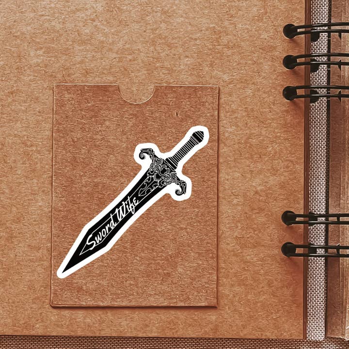 GetBullish – Engroshandel Klistermærke – Sword Wife klistermærke | Vinyludstanset mærkat3