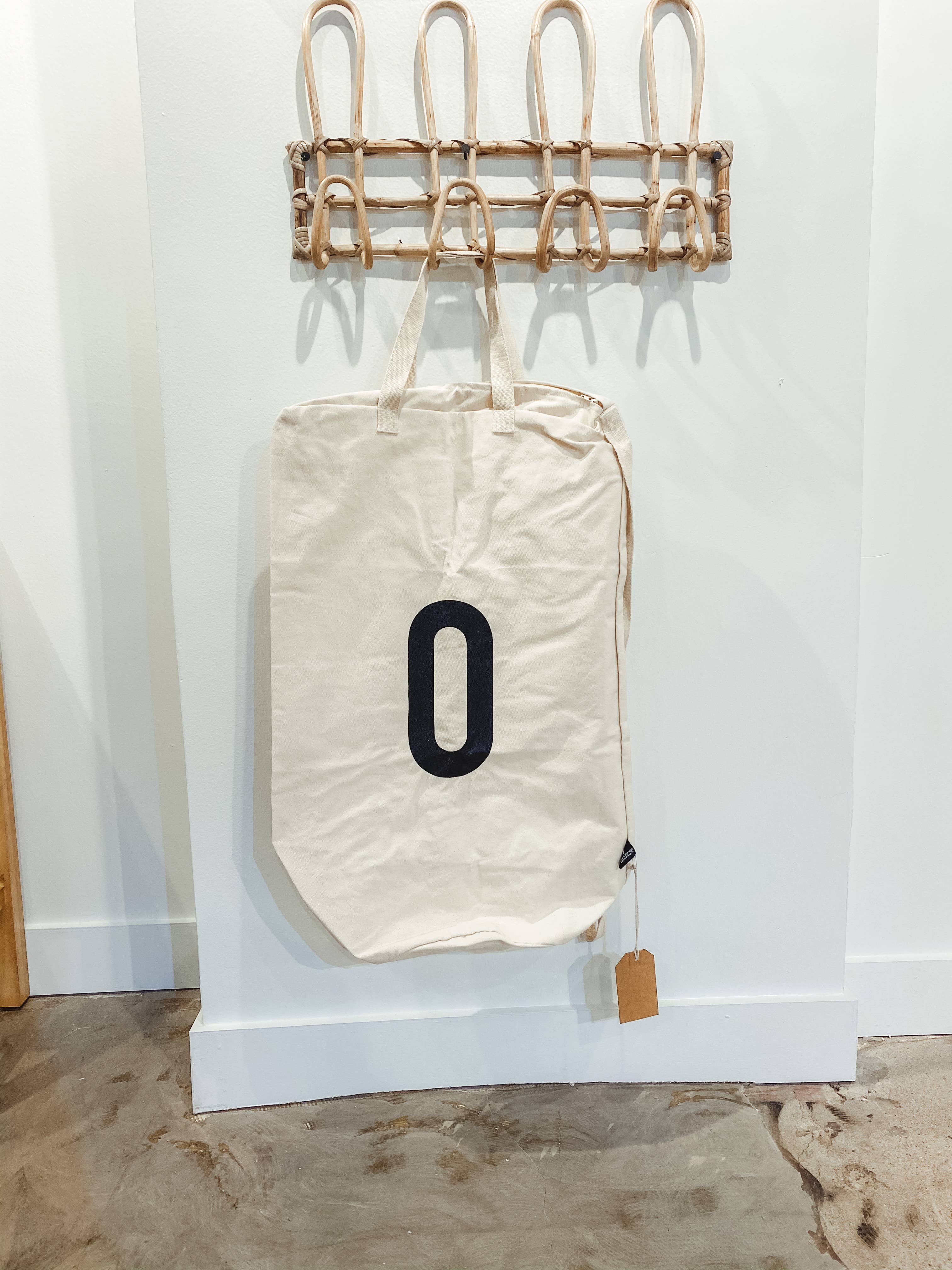 Modern Burlap - Wholesale Laundry Bag - Cotton Canvas Laundry Bag With Shoulder Strap - Alphabet16