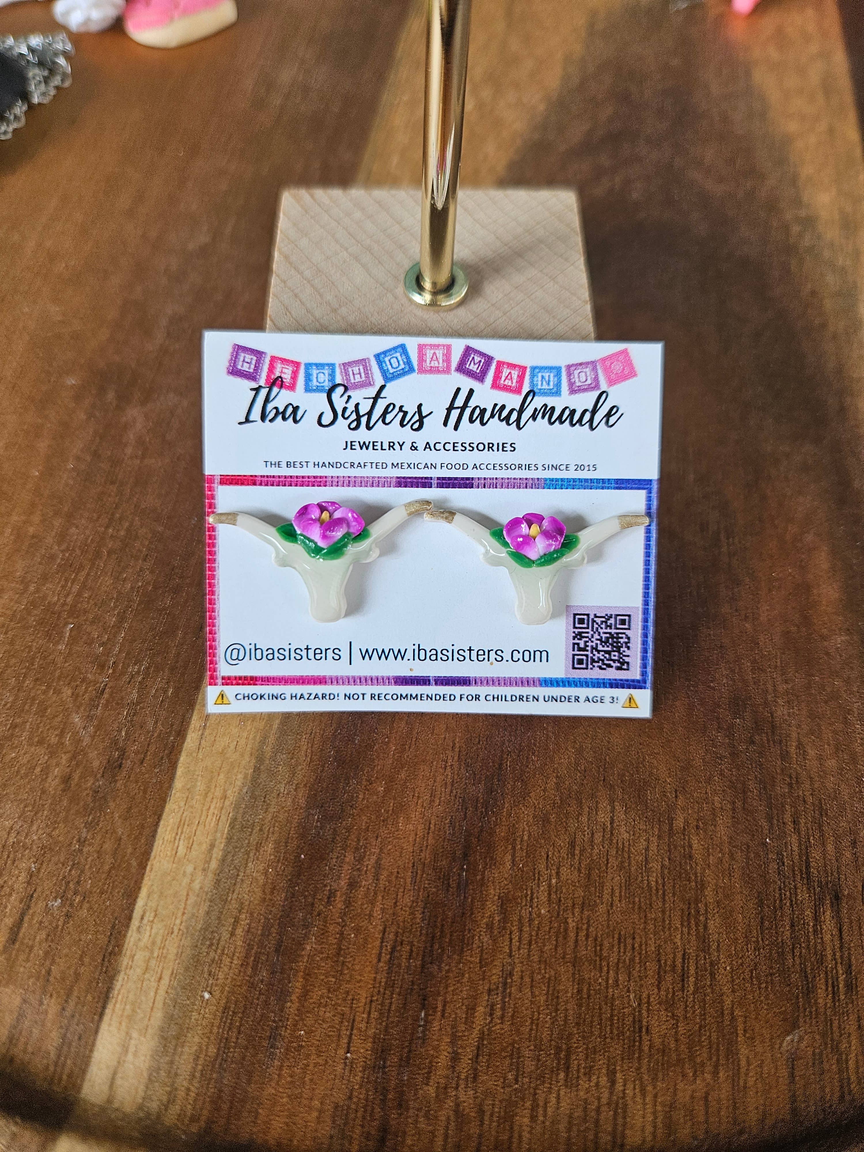 Iba Sisters – Engroshandel Ørestikkere – Longhorn med blomster Øreringe0