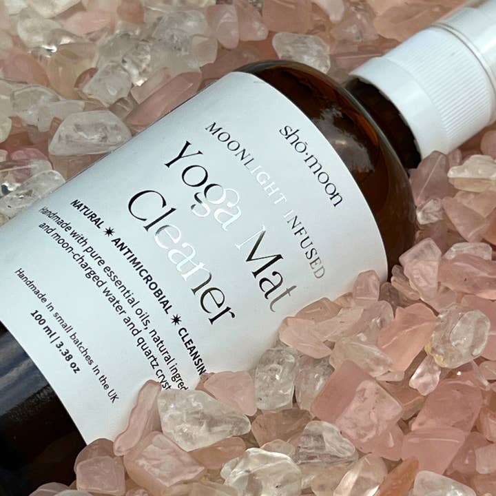 shō-moon - Wholesale Yoga Accessories - Moonlight & Crystal-Infused Natural Yoga Mat Cleaner - 100ml1