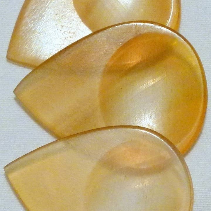 GripExotic Amber Horn (Pack of 3 Picks) for wholesale by US Blues Artist Quality Guitar Picks