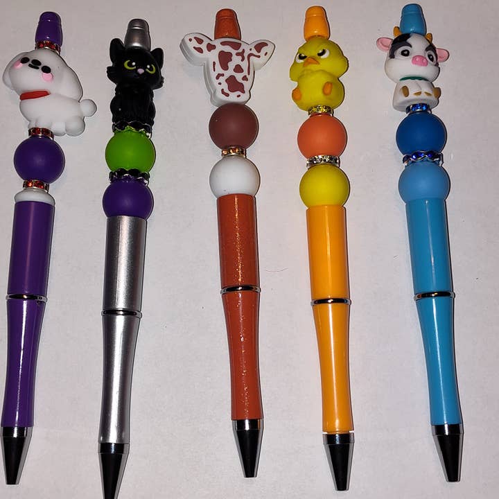 Cute Farm Yard Barnyard Beaded Animal Pens for wholesale by Clover Garden Crafts