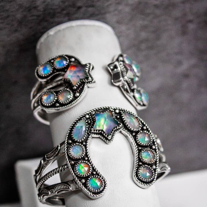 Krush Kandy - Wholesale Cuff Bracelet - Horseshoe Haven Cuff