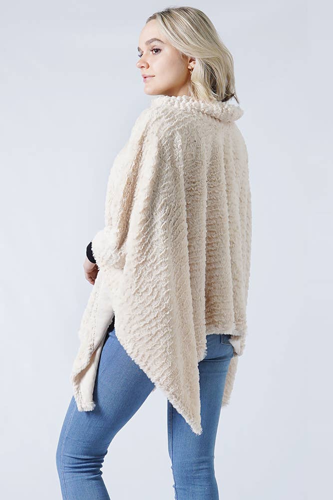 Hana - Wholesale Poncho - Women's - Stripe Pattern Faux Fur Poncho4