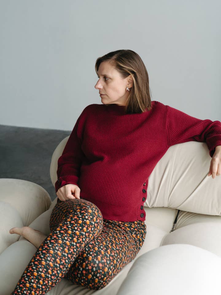 Emile - Burgundy maternity sweater for wholesale by Solveig