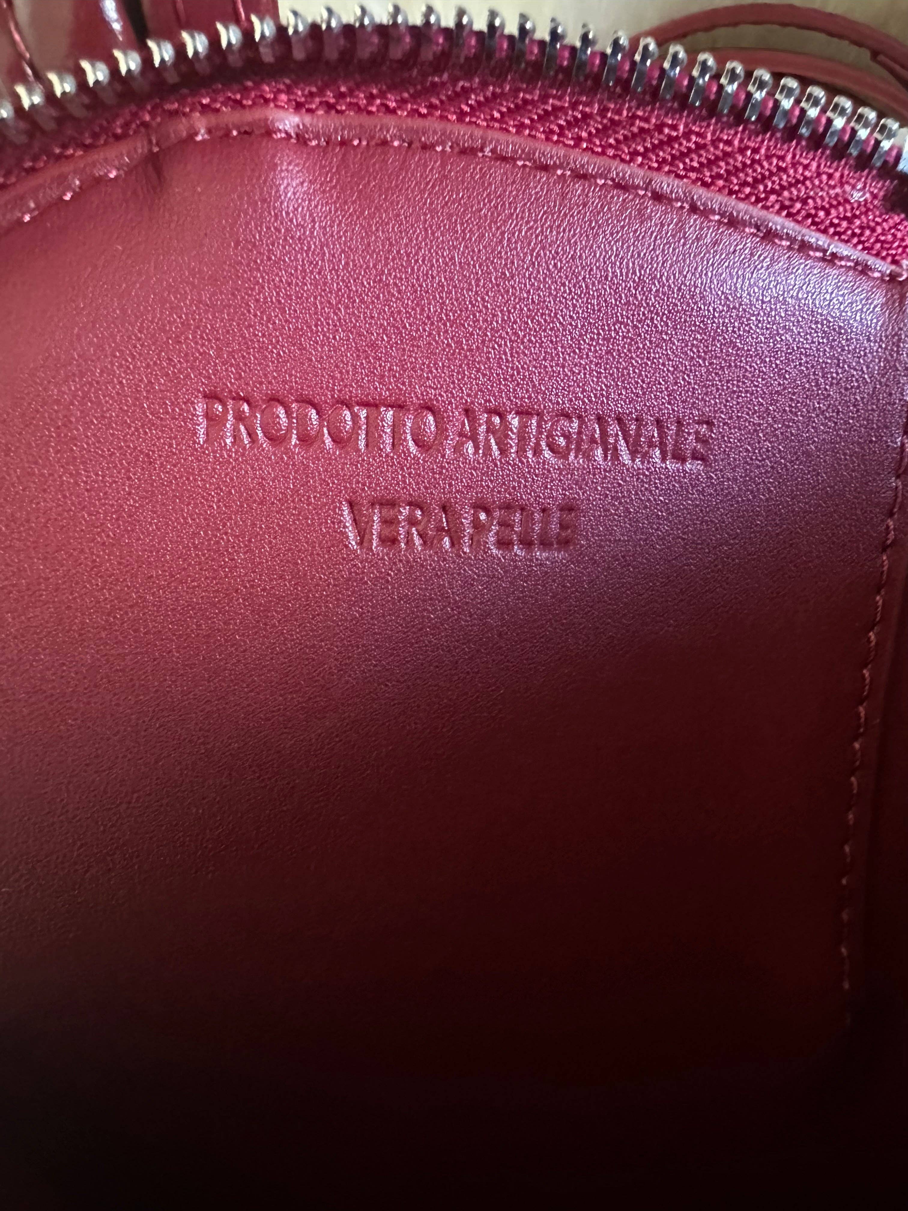 Zhade – Engroshandel Skuldertaske – til kvinder – LOVE - ægte lædertaske6