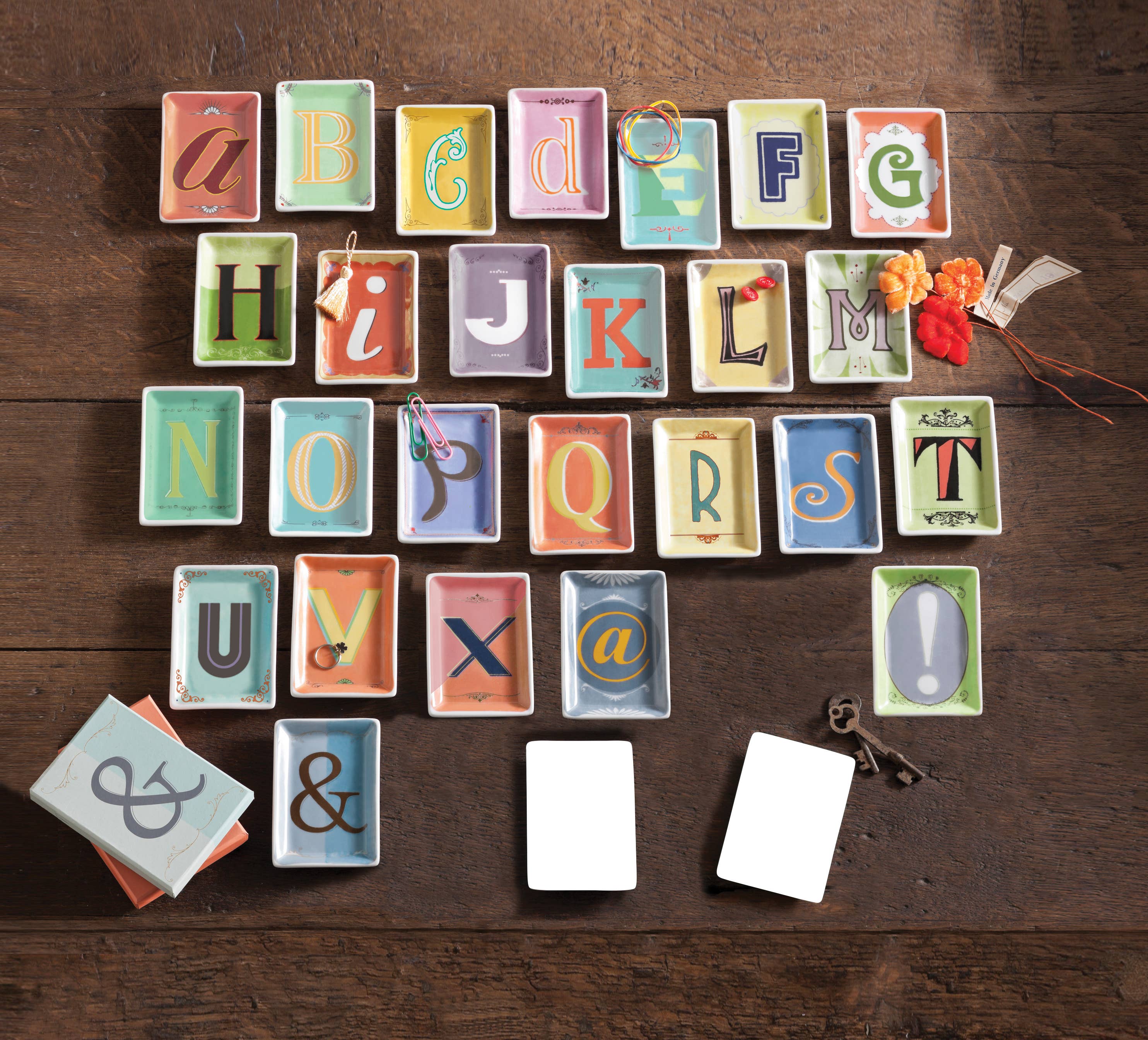 Rosanna - Vendita all'ingrosso Vassoi decorativi - Alphabet Studio - Vassoio M1