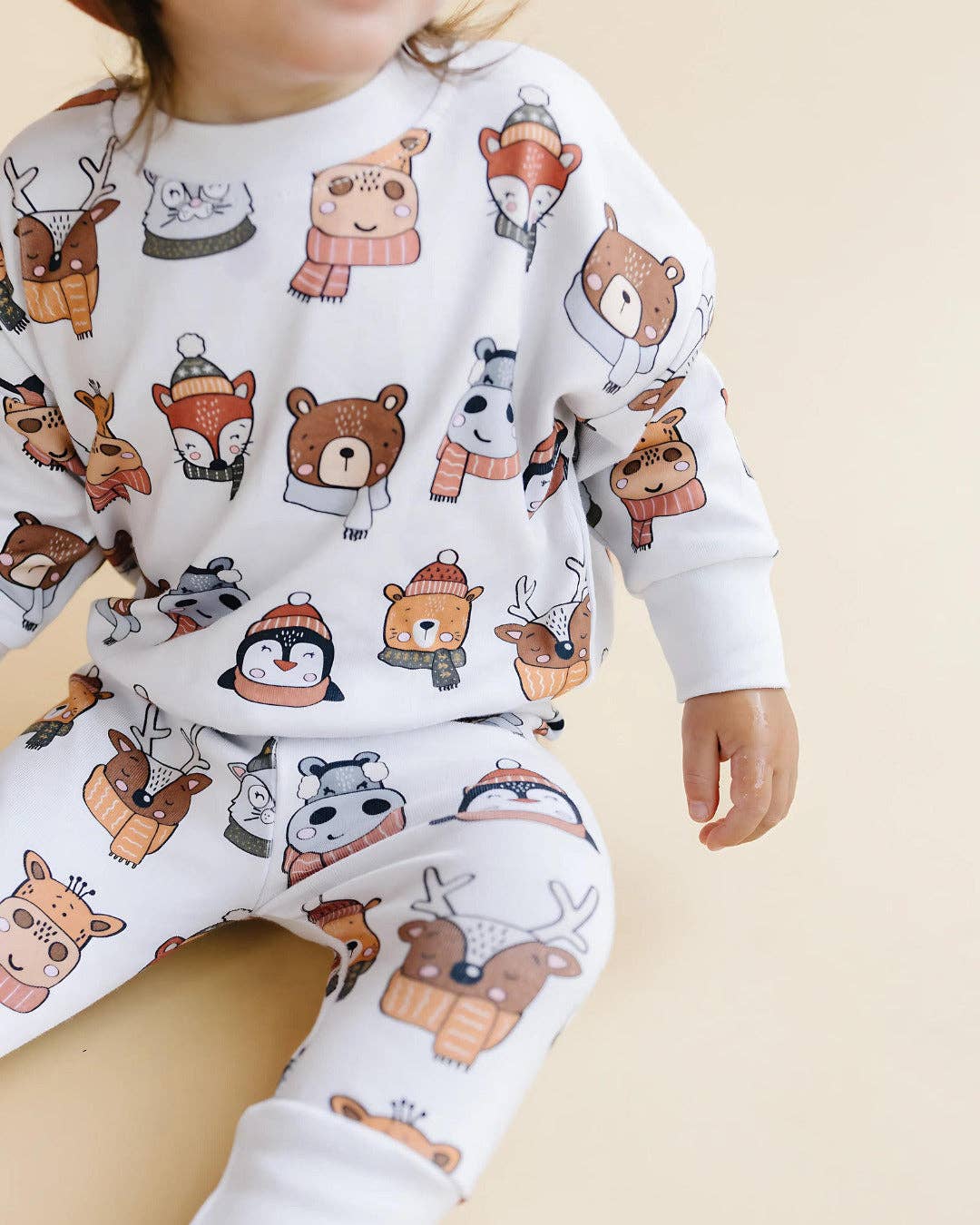 Lucky Panda Kids - Wholesale Lounge Set - Kids - Jogger Set Baby Kids |  Cozy Pals1