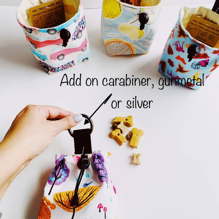 Walking Paws Boutique - Wholesale Keychain - Unisex - add circular clip-on carabiner, Trigger Spring O Rings Round