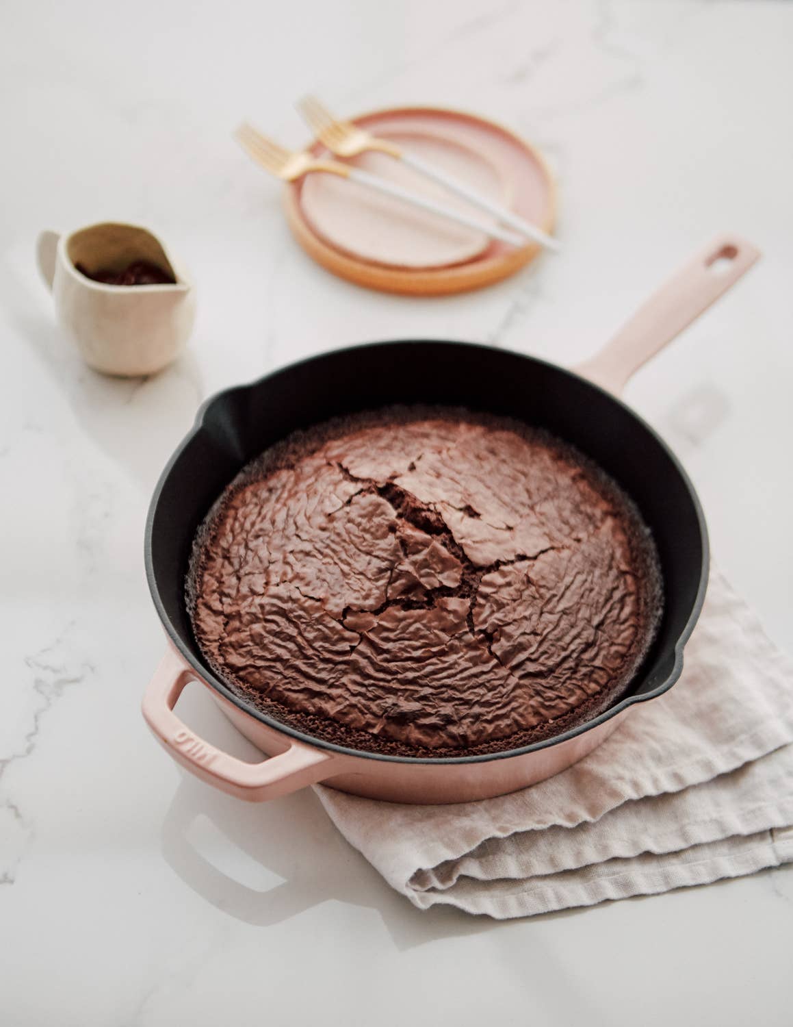 Kana - Wholesale Cast Iron Skillet - Milo 10-inch Skillet with lid26