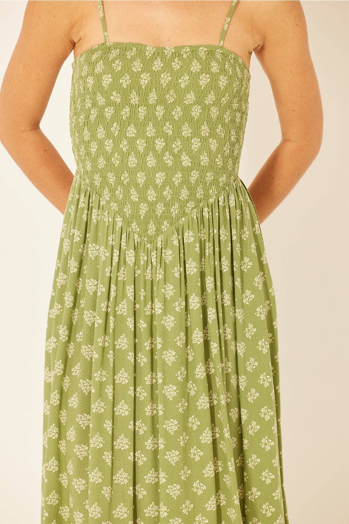 FH Bayleaf Crawford Dress for wholesale on Faire3