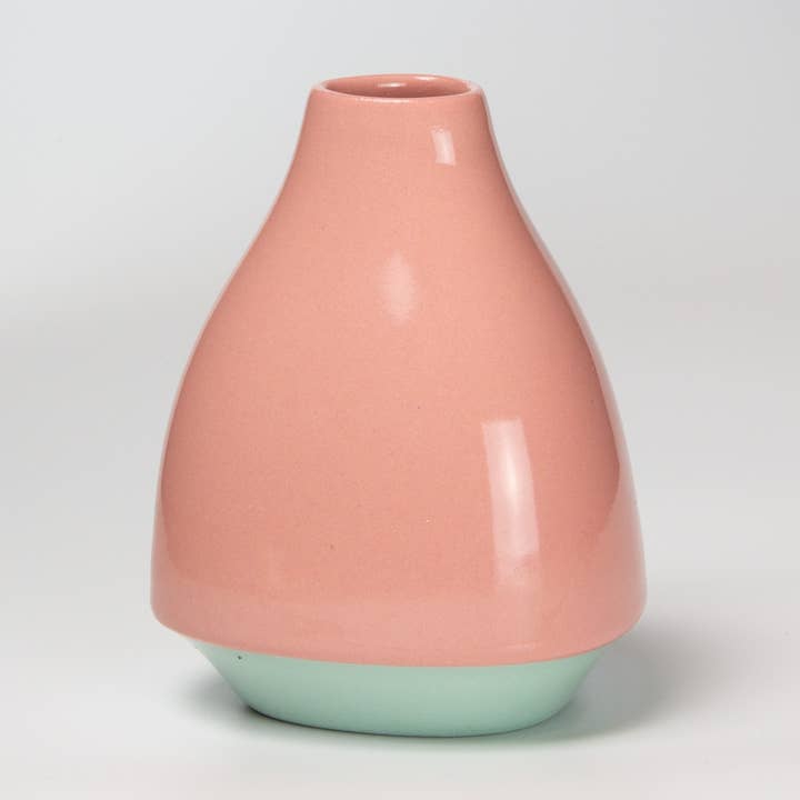 Bottom Curve : Bottle Vase for wholesale by E. Lo Ceramic Art
