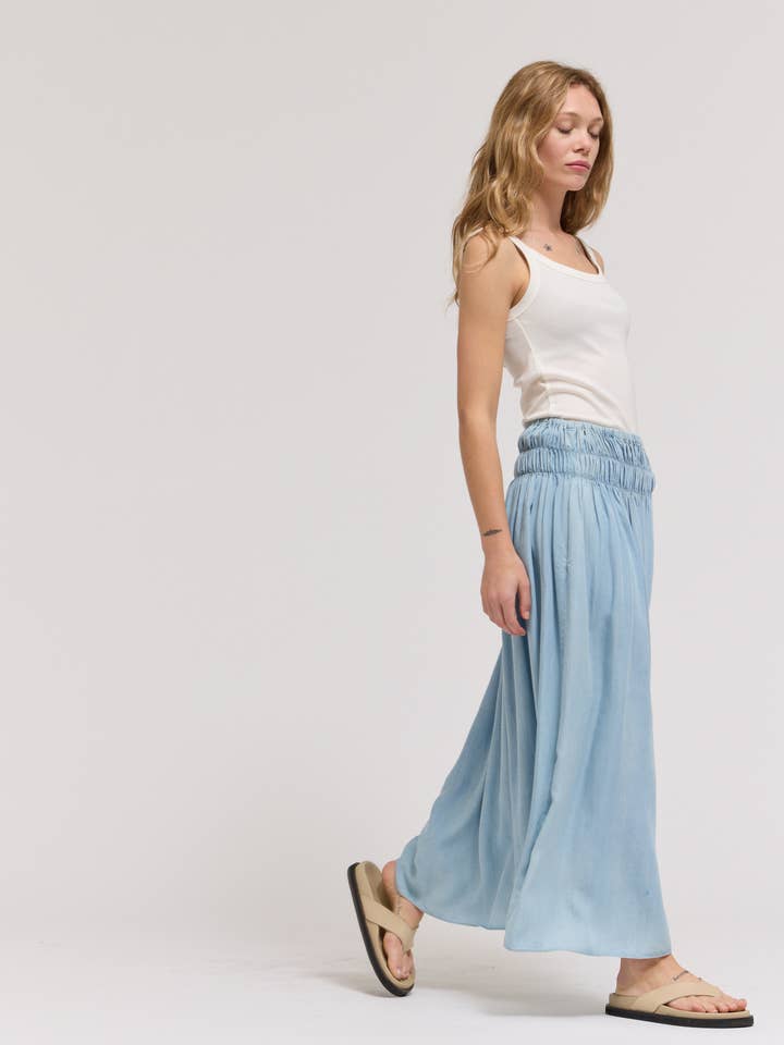 50627CM - BEDRUKTE GAAS MIDI ROK voor wholesale door Grade & Gather