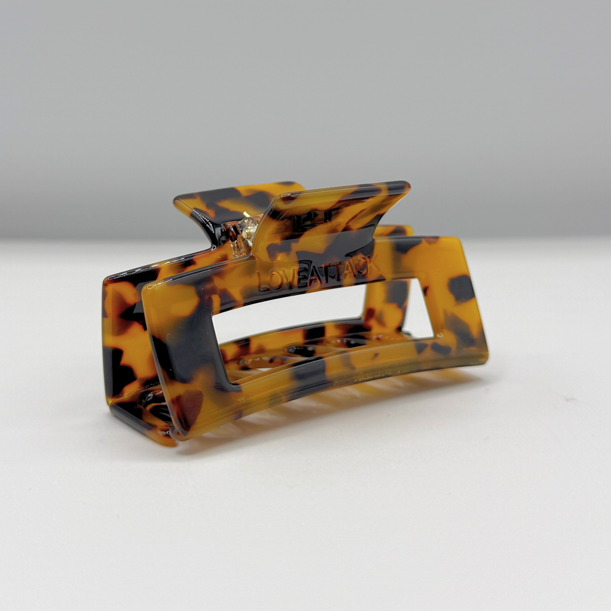 Love Attack - Wholesale Hair Clip - Women's - Sara Cellulose Acetate Hair Claw Clips42