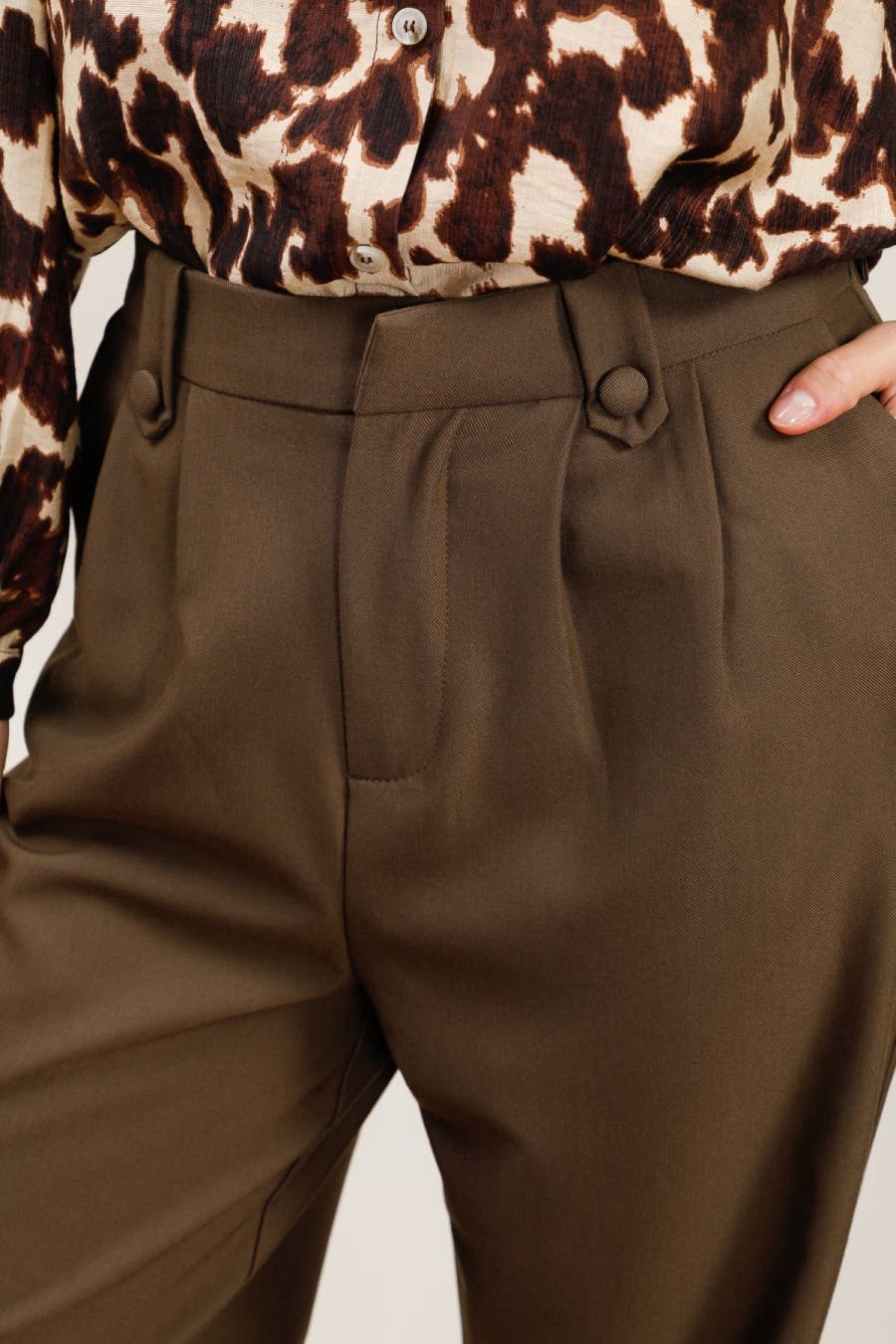 LOVIE & CO – Großhandel Hose – Damen – Hoch taillierte Bundfaltenhose - ASD96768-SVEN1