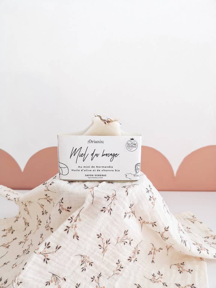 Bocage Honey Soap for wholesale by Savonnerie Orianis