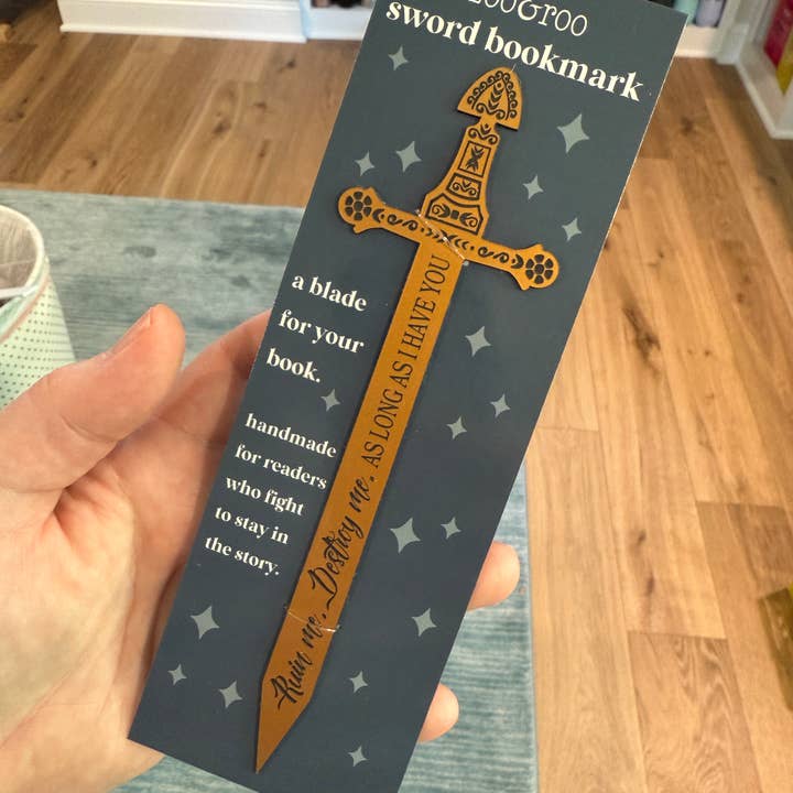 zoo&roo – wholesale Bookmark – The Ever King sword bookmark officially licensed book merch6