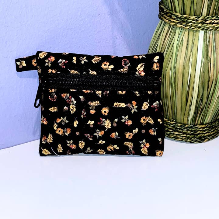 Quilted zipper coin purse wallet - Black Floral for wholesale by Needlesnstash