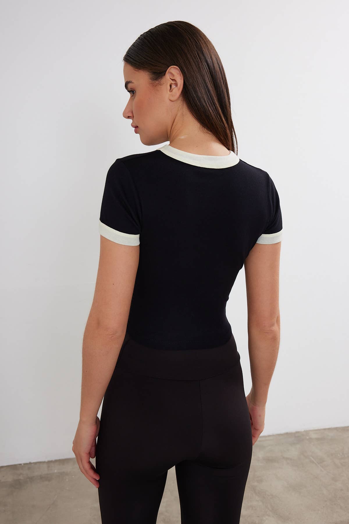 VAV NEW YORK – T-shirt – Mulher por atacado – Camiseta cropped feminina básica bicolor9