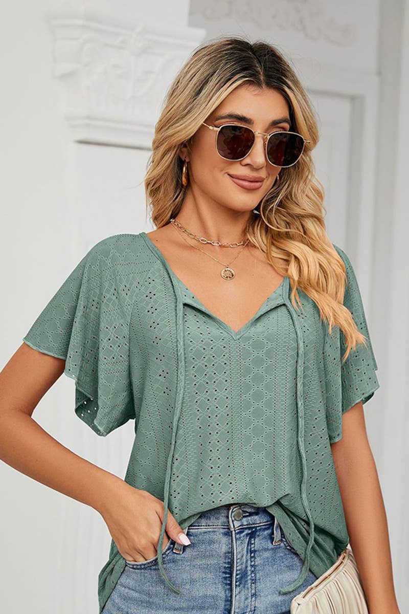 Lily Clothing - Wholesale Blouse - Women's - CWTTS0472_V NECK PUNCHING LACE UP RUFFLE LOOSE TOP9
